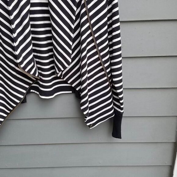 Caslon (Nordstrom) Black/White Striped Sweater/Sweatshirt/MOTO Jacket Size Small - Picture 8 of 13
